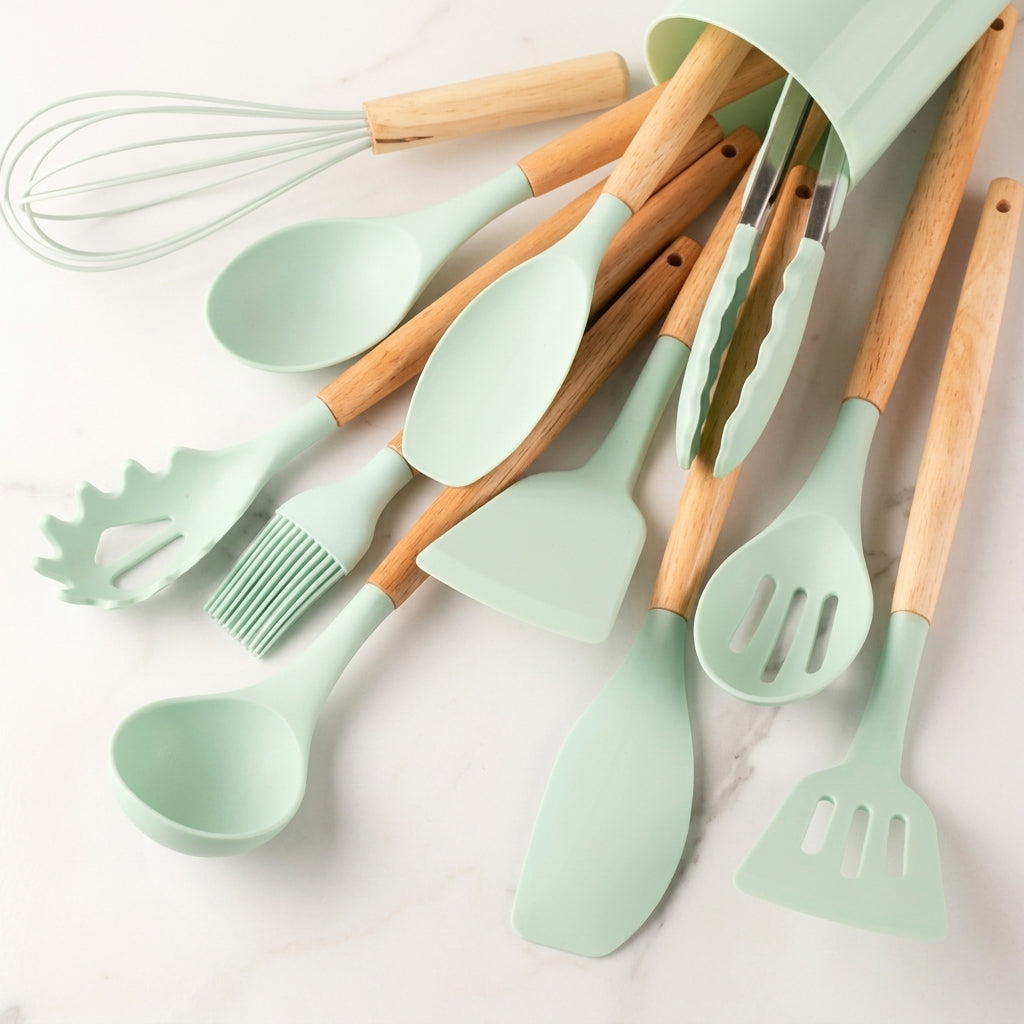Set 12 Pezzi Utensili da Cucina Silicone Manici in Legno Resistenti al Calore | Camporosa