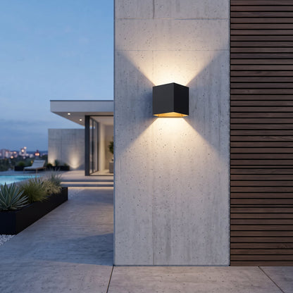 Lampada da Parete Moderna Impermeabile per Esterni | Lumera