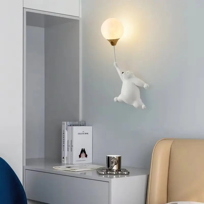 Applique LED Orso Polare Cartoon per Camerette Moderne | Lumivento