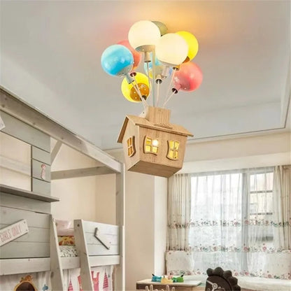 Lampada LED Colorata a Forma di Casa con Palloncini | Vallacasa