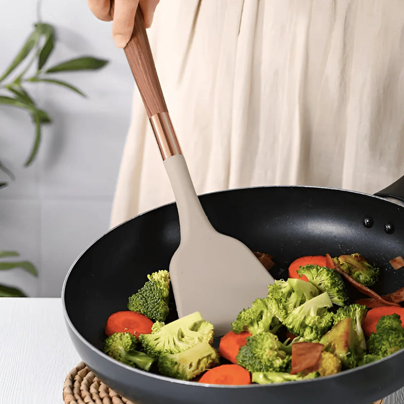 Set di Utensili da Cucina in Silicone con Manici Effetto Legno | Cucinoro
